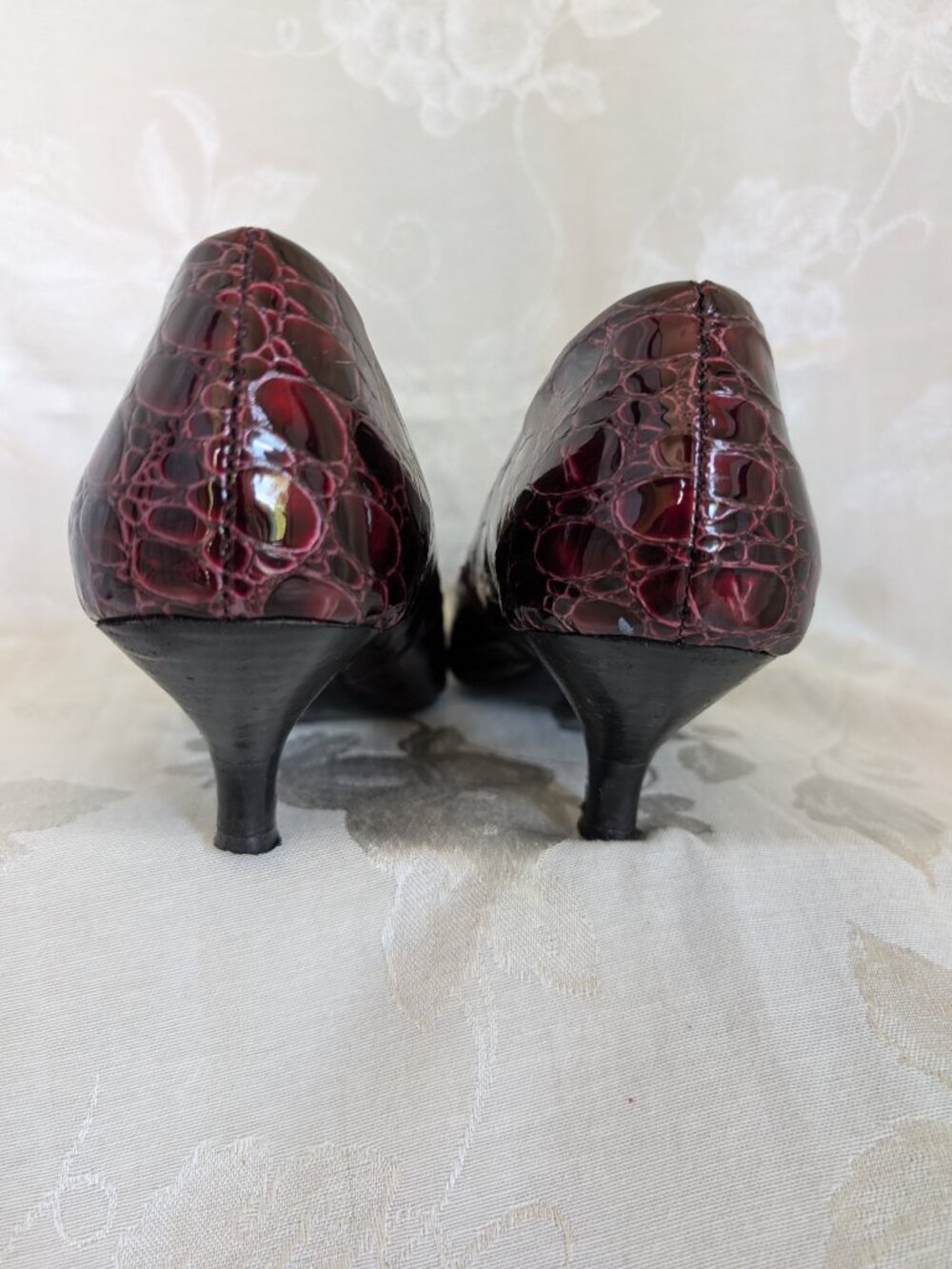 Genuine Leather Faux Croc Burgundy Kitten Heels FRANCO SARTO Designer pumps - Picture 3 of 6